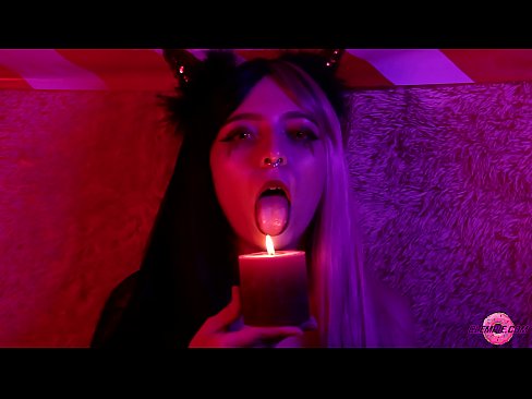 ❤️ Strastveno pušenje od seksi sukubusa s ispunjenim ustima ❌ Porno video kod nas ﹏